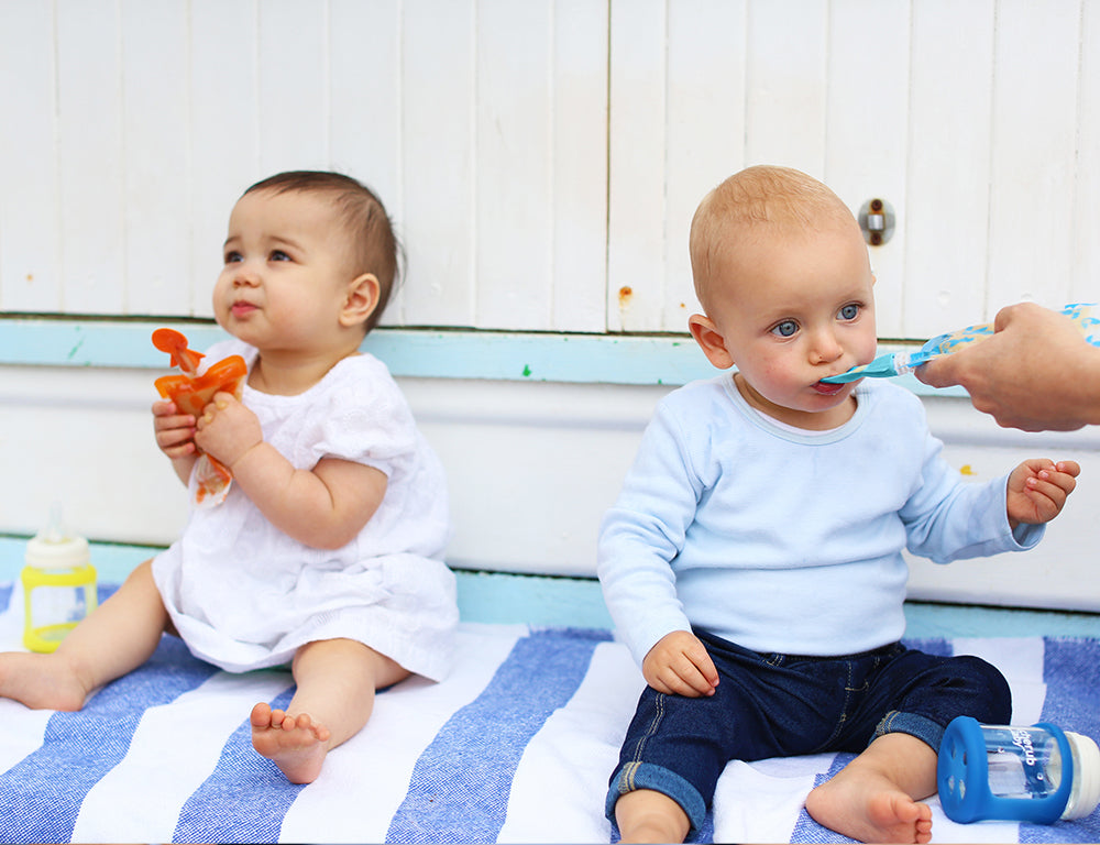 Universal Food Pouch Spoons feeding time